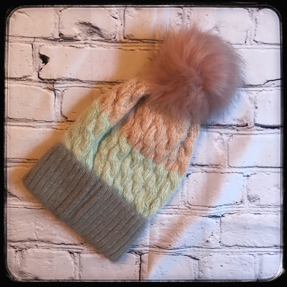 Women’s Winter Hat